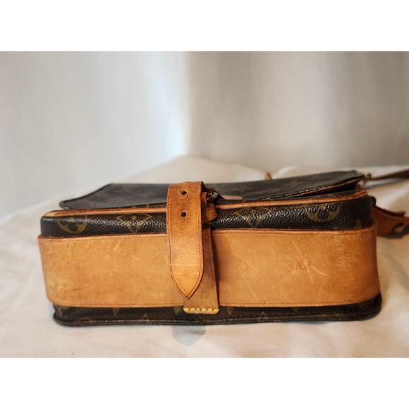 Louis Vuitton Monogram Cartouchiere MM Crossbody Bag Vintage Vachetta Leather - Picture 3 of 15